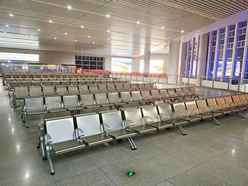 FLYA's durable stainless steel waiting chairs have been installed in the waiting hall at Sixian high-speed rail station.