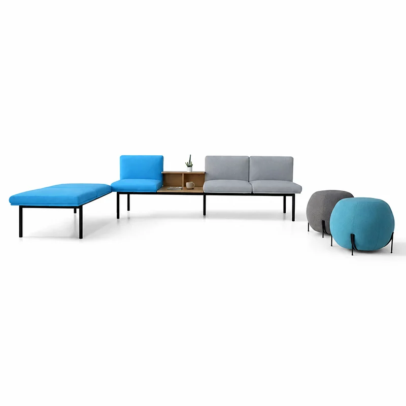 3-seater leather waiting bench with chrome sled base and padded armrests, modern commercial seating for corporate office lobbies and executive reception.
